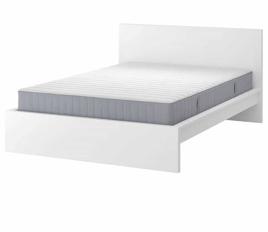 Bed + mattress