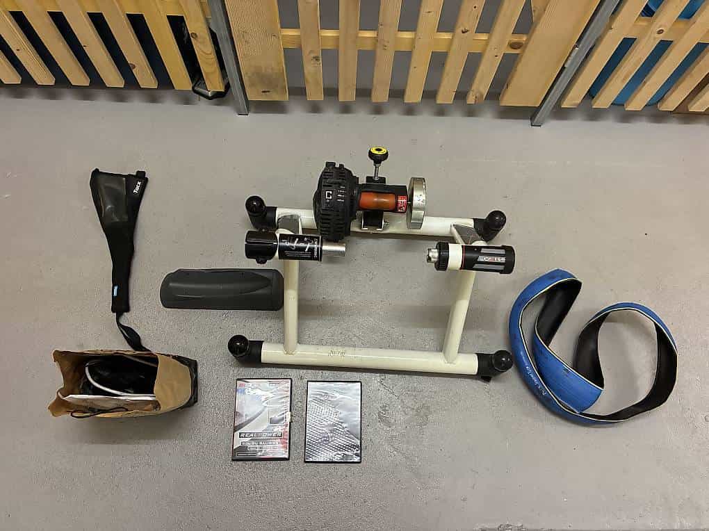 Rollentrainer indoor für eigenes Velo.