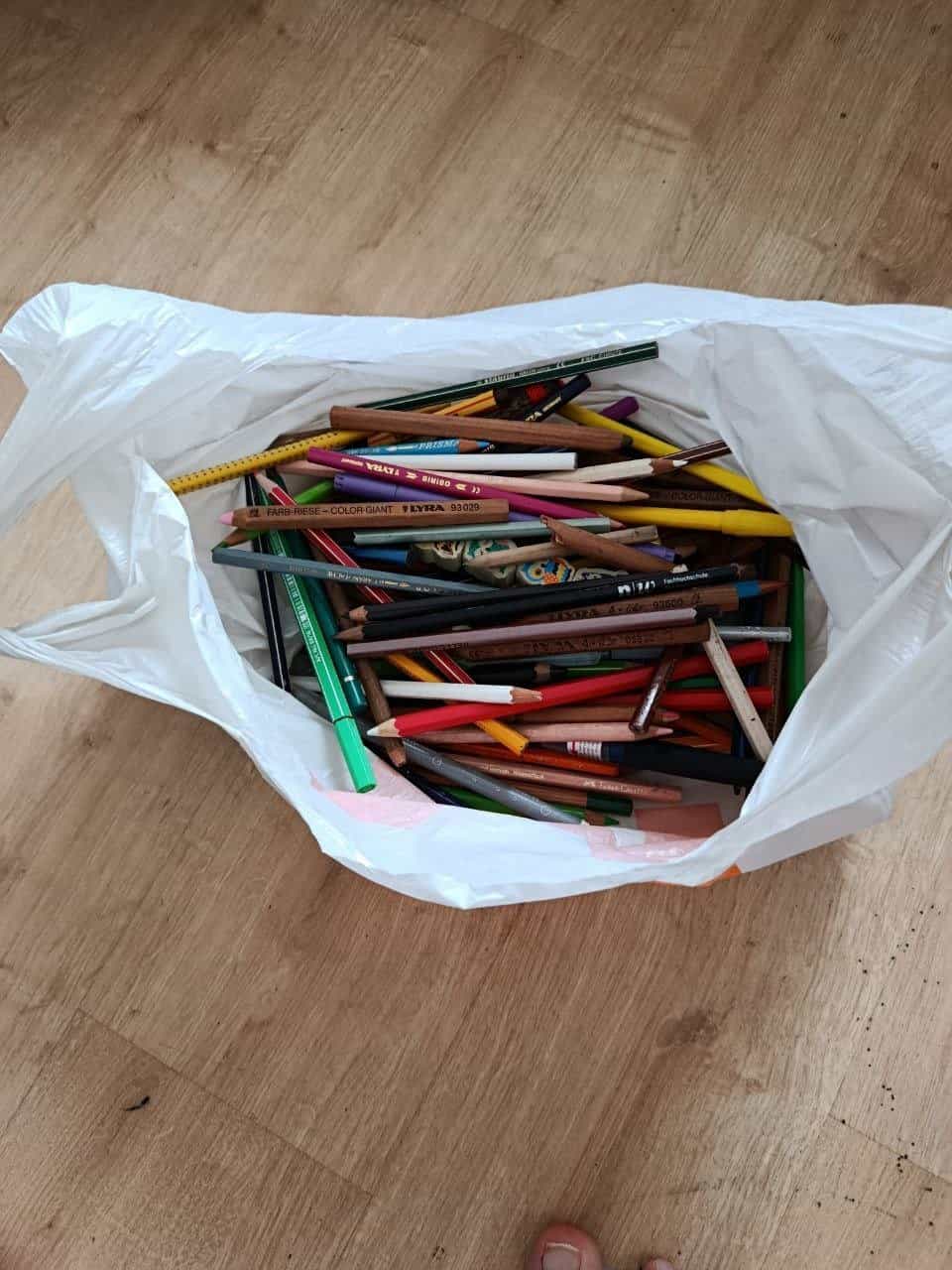 Buntstifte und Bleistifte