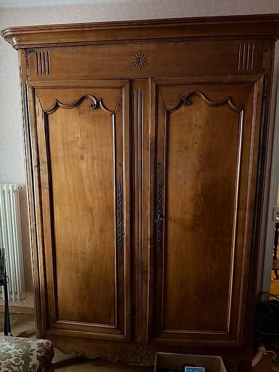Magnifique armoire ancienne