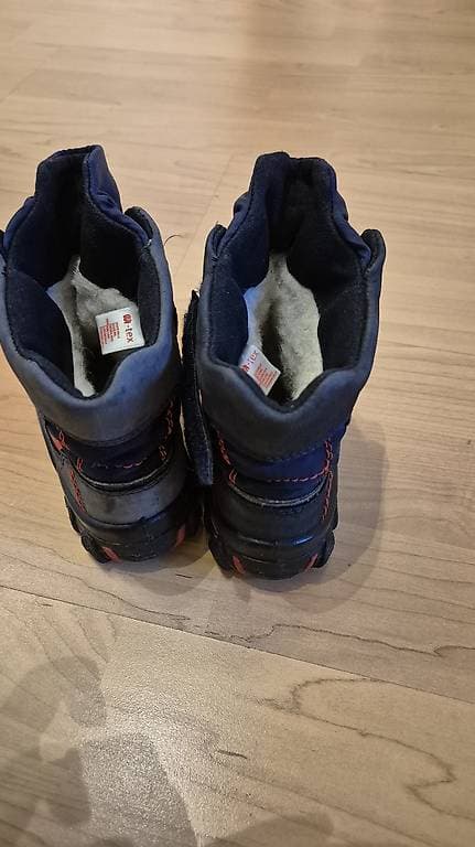 Winterschuhe Stiefel gr.23