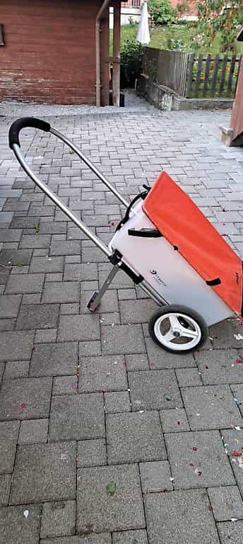 Praktischer Handwagen Leggero Max gratis abzugeben
