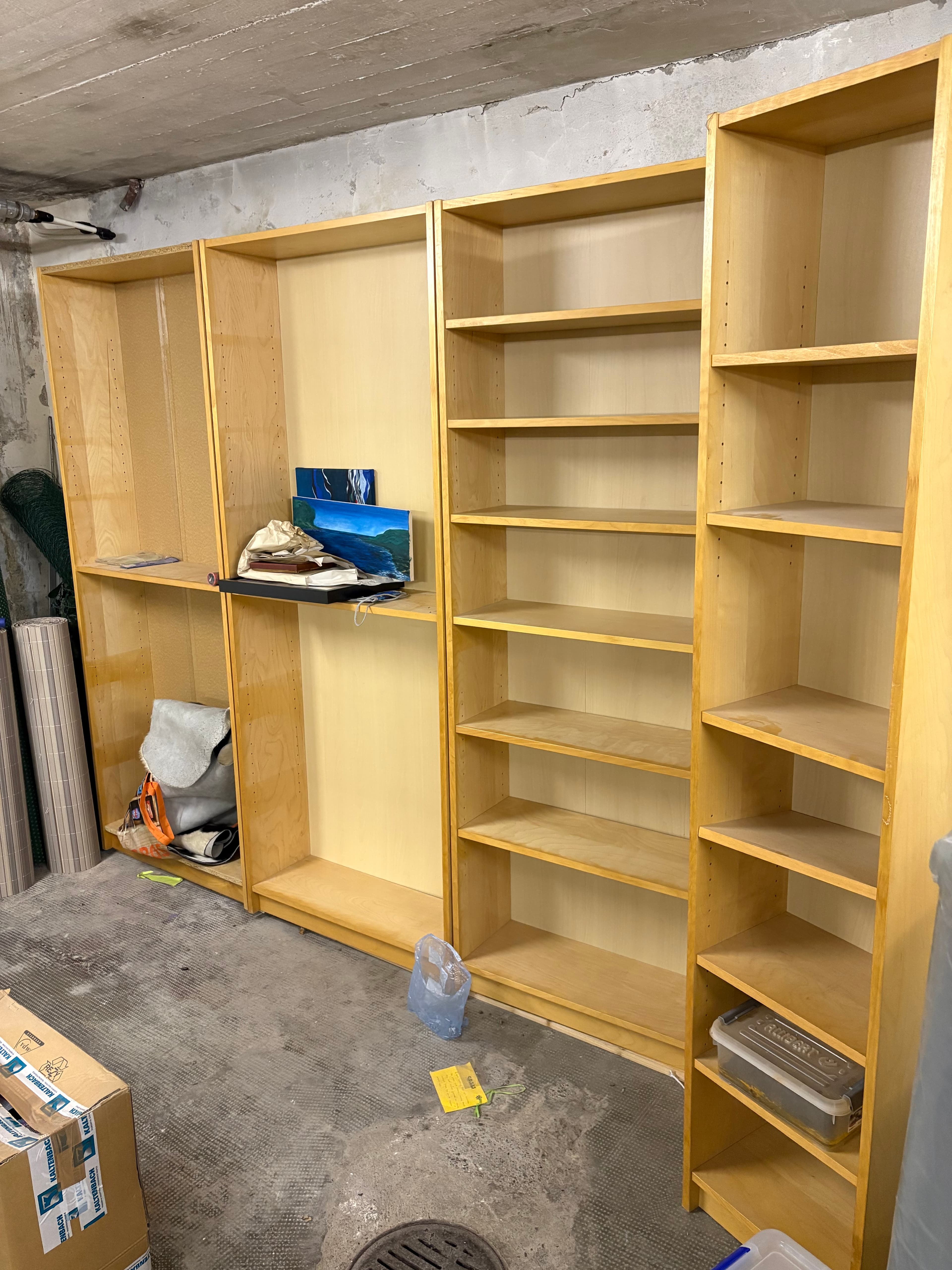 Billy Regale in hellem Holz, komplett