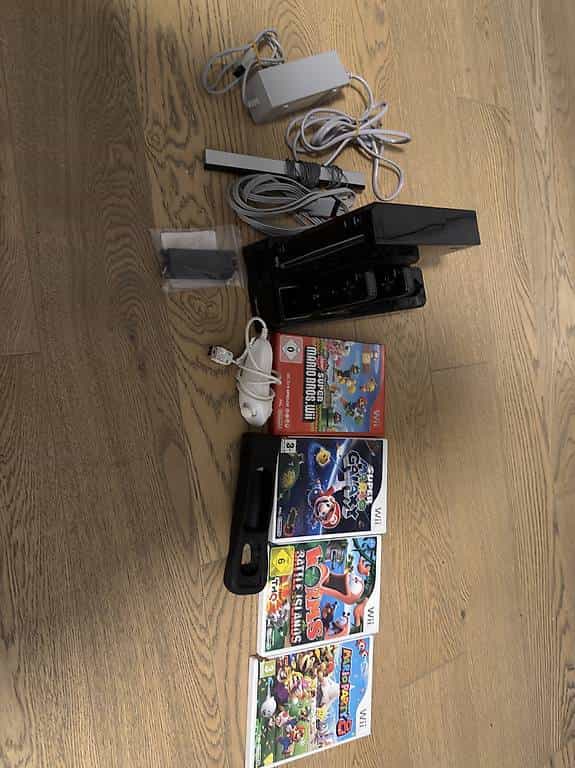 Nintendo Wii Set mit 4 Spielen & Zubehör Top Zustand