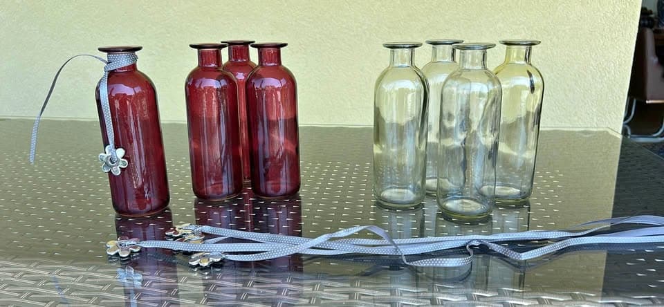 GRATIS 8 Blumenvasen rot & gelb, Höhe 16 cm