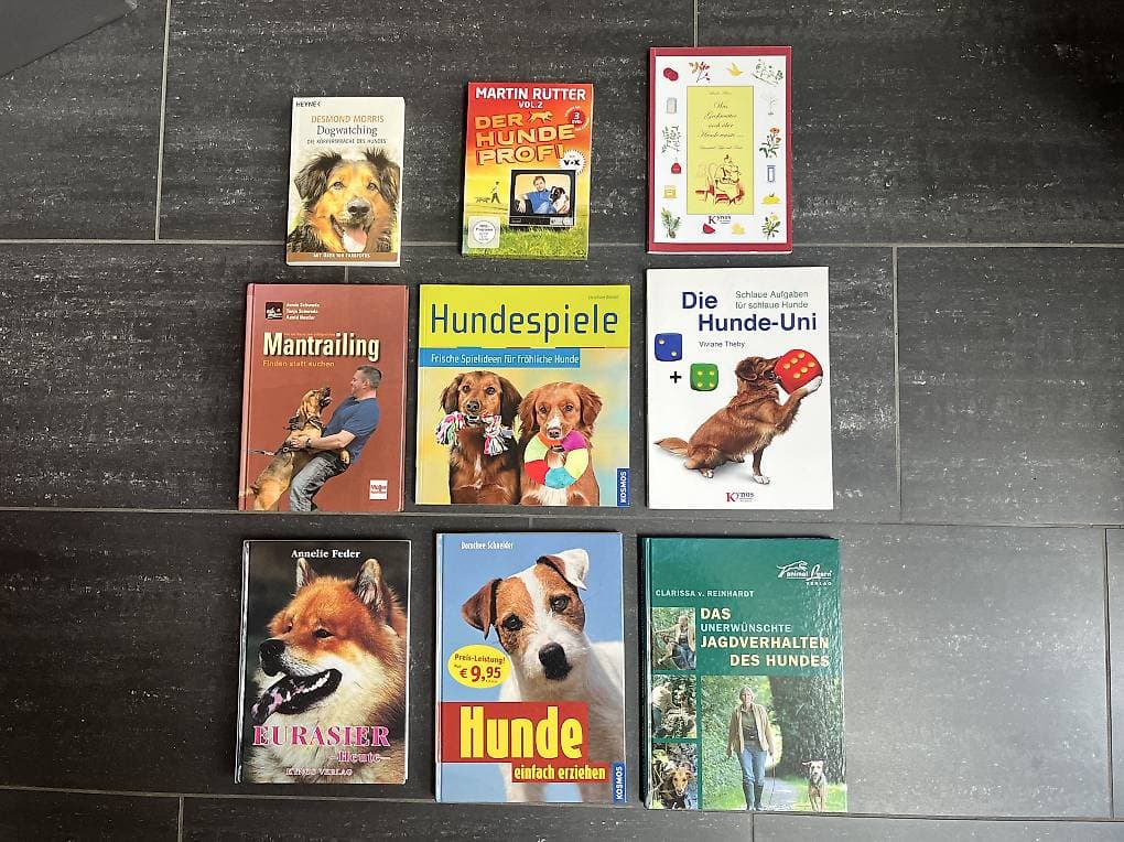 Diverse Hundebücher