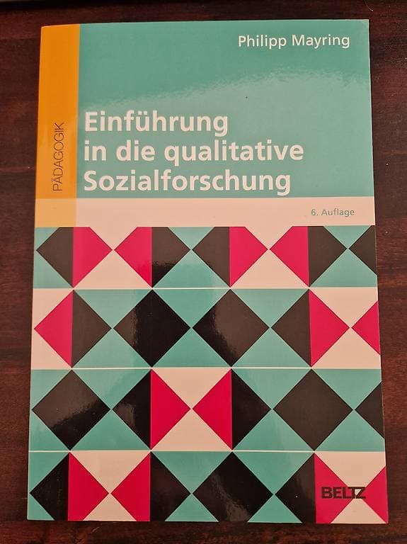 Einführung in die qualitative Sozialforschung
