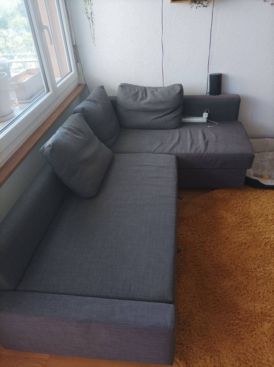 Ausziehbares Bettsofa von Ikea mit Stauraum
