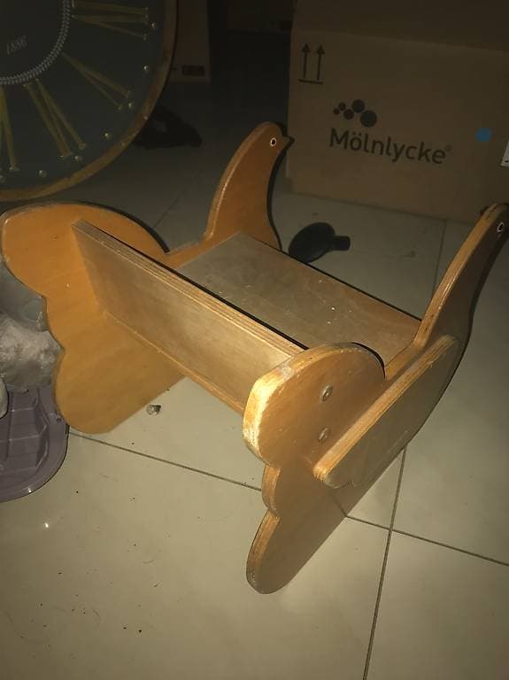 Holzstühle für Kleinkinder