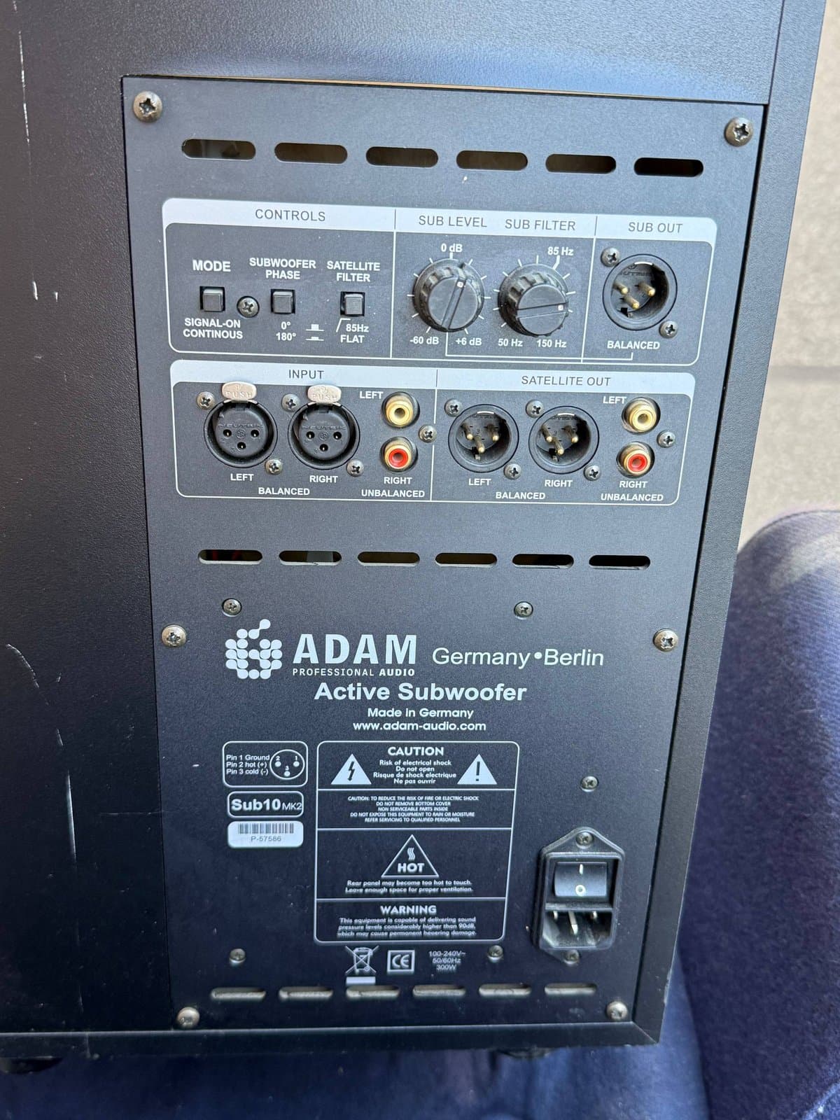 Aktiver Subwoofer ADAM Sub10