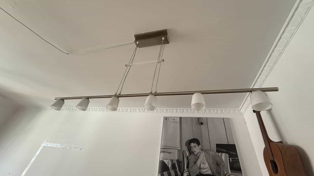 Deckenlampe mit 6 Lampenschirmen
