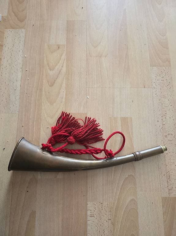 Verschenke altes Jagdhorn