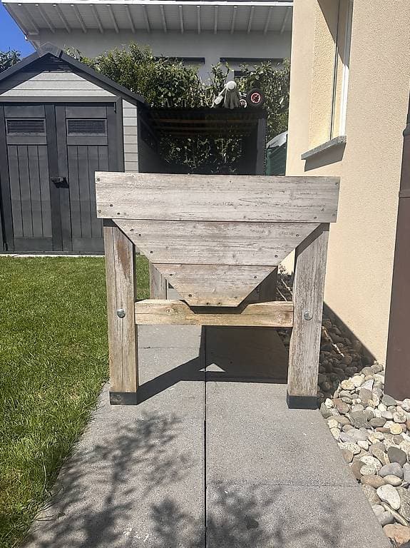 Bac à fleur à offrir