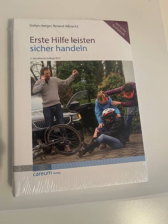 Erste Hilfe Buch NEU