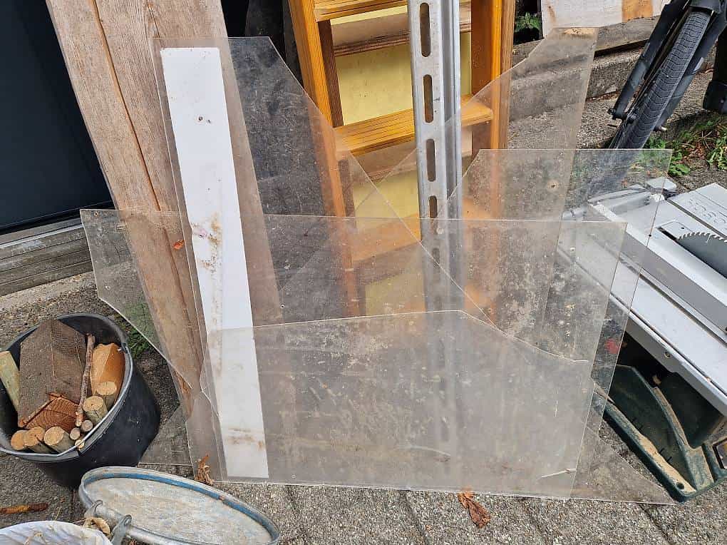 Plexiglasstücke alt