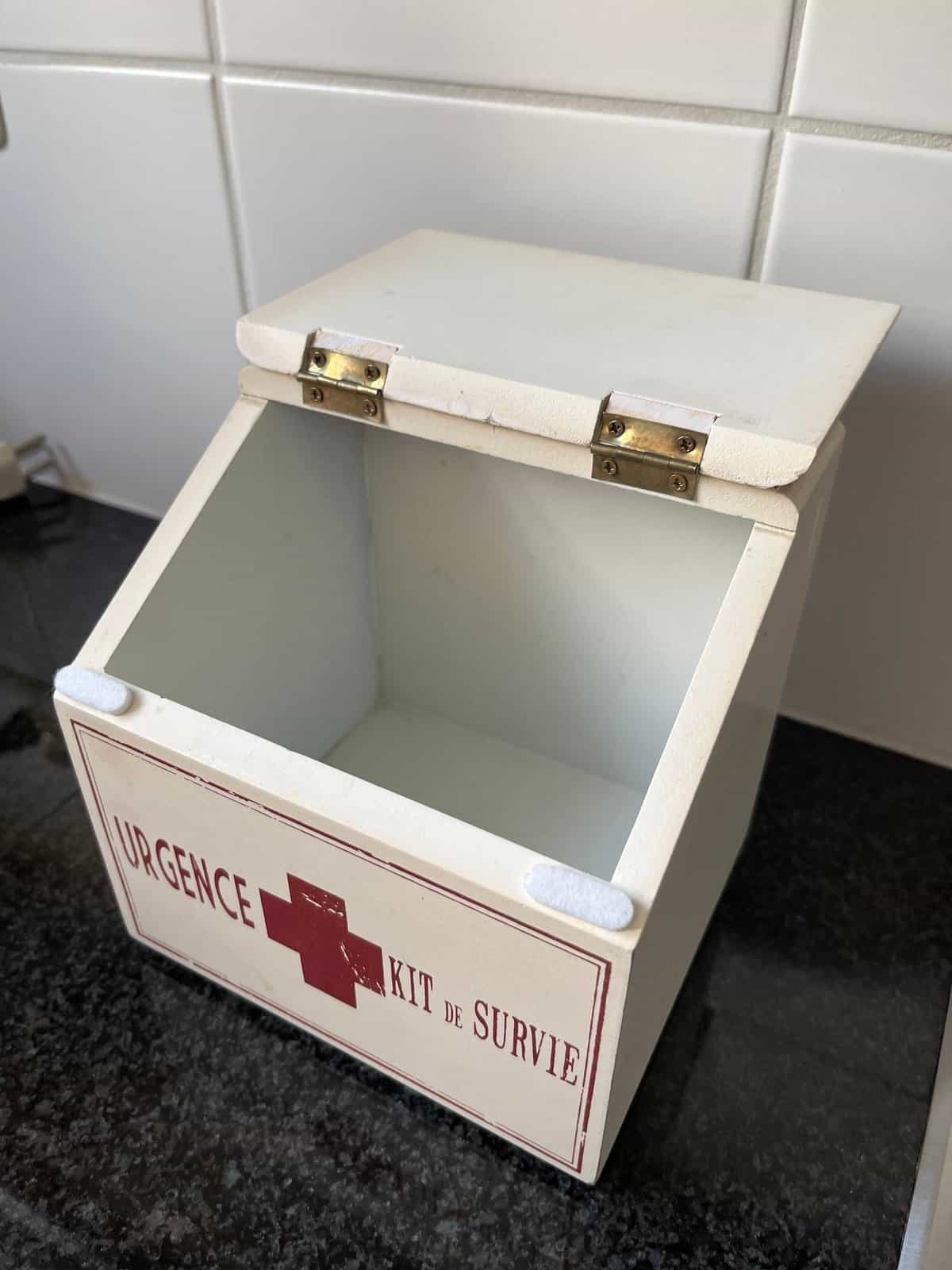 Erste-Hilfe-Kasten, vintage