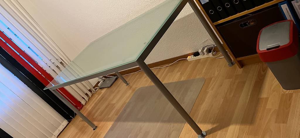 Glastisch