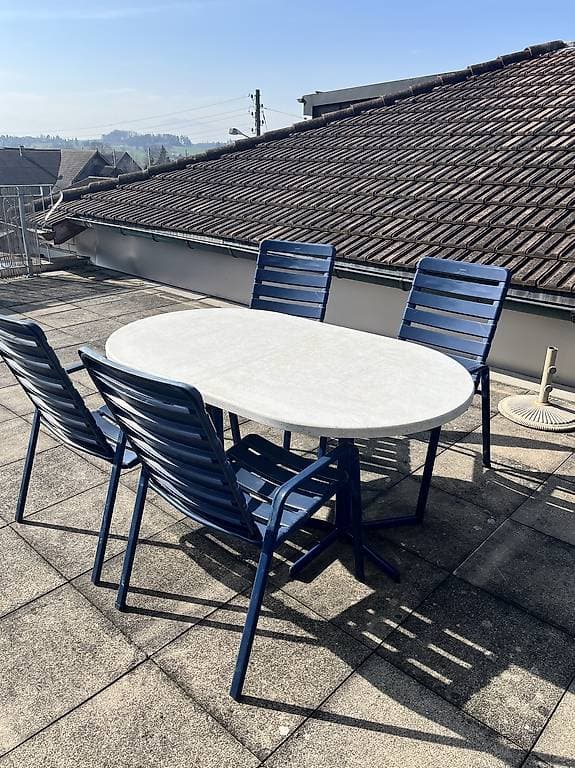 Gartentisch mit Stühle