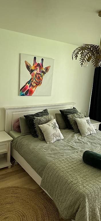 bett + lattenrost abzugeben