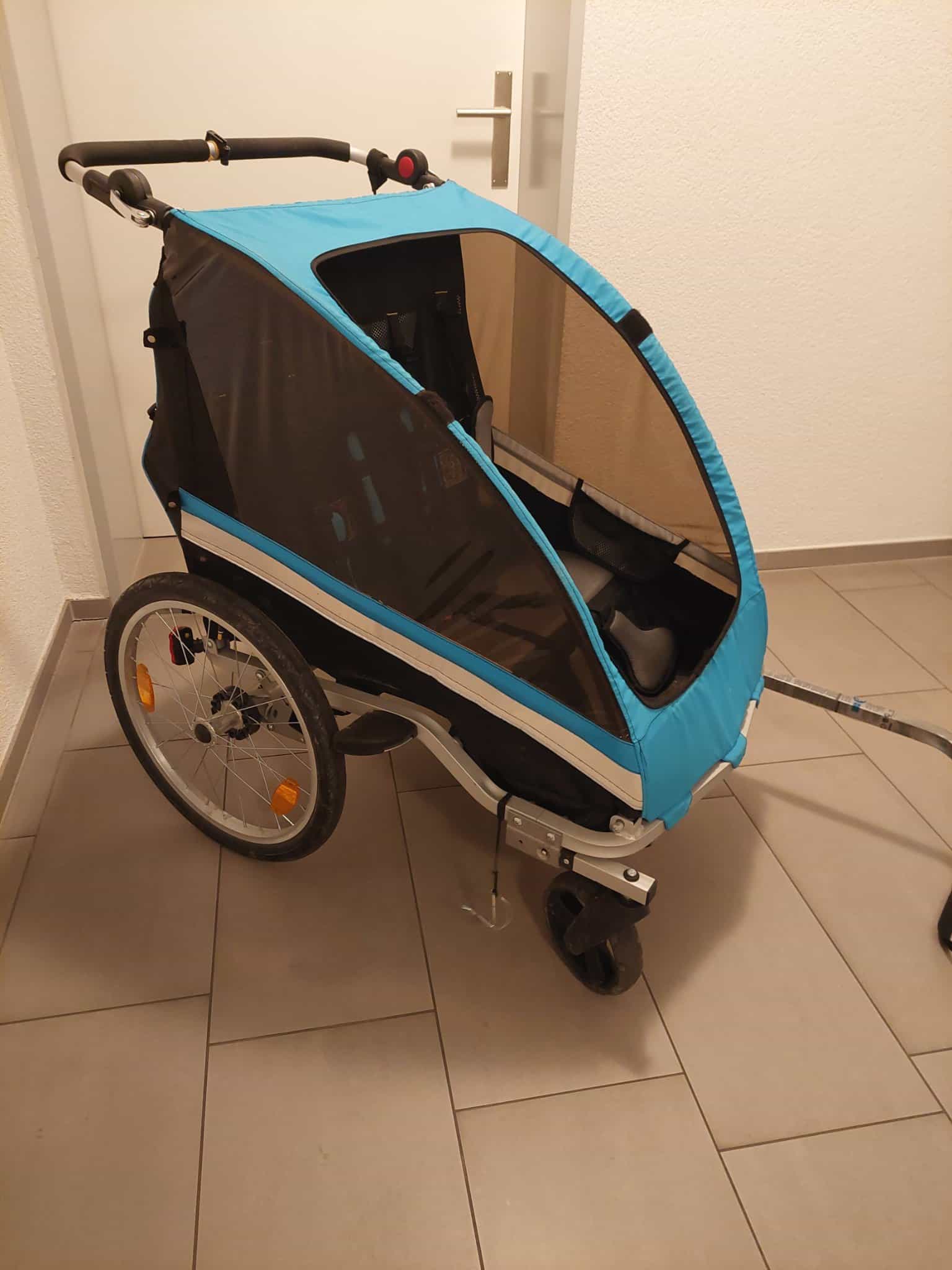 Velo-Anhänger, blau-schwarz