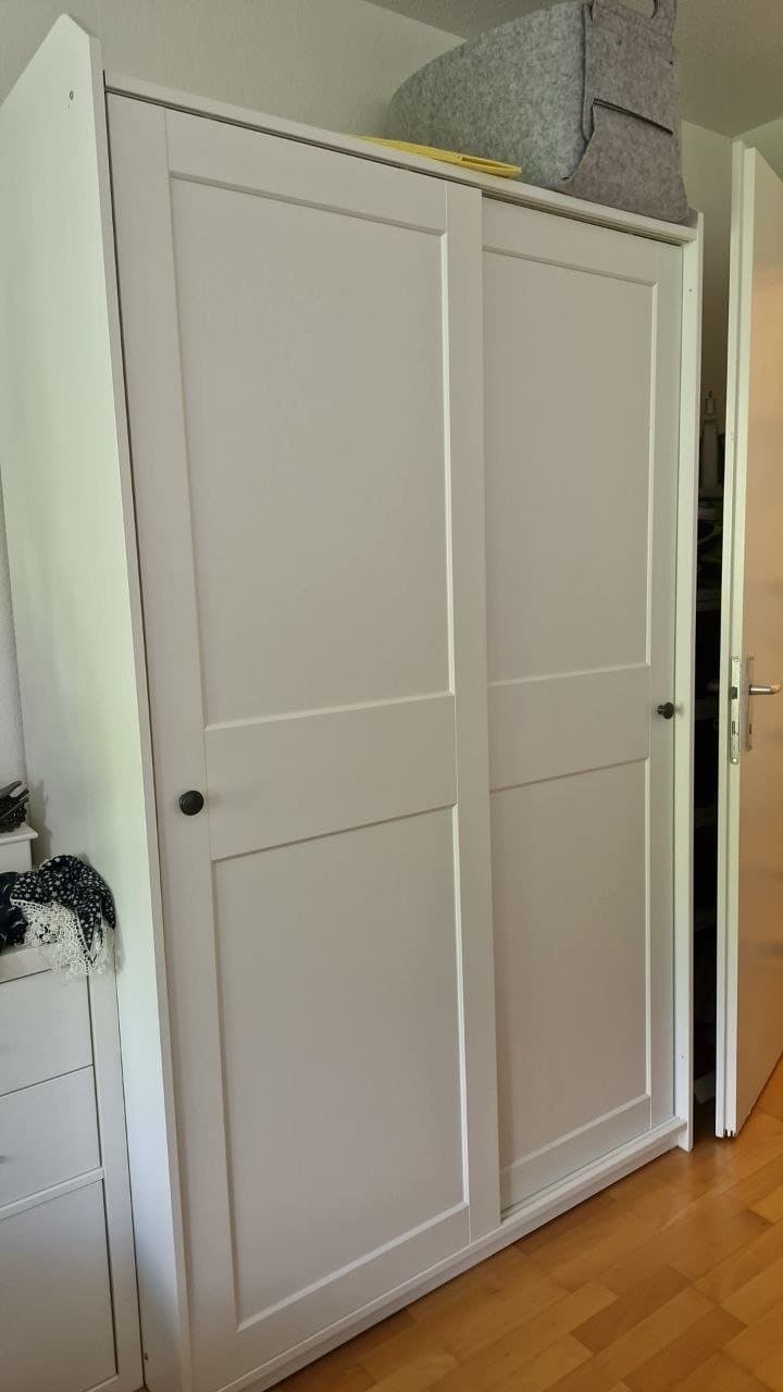 Weisser Schrank 118×55×200cm