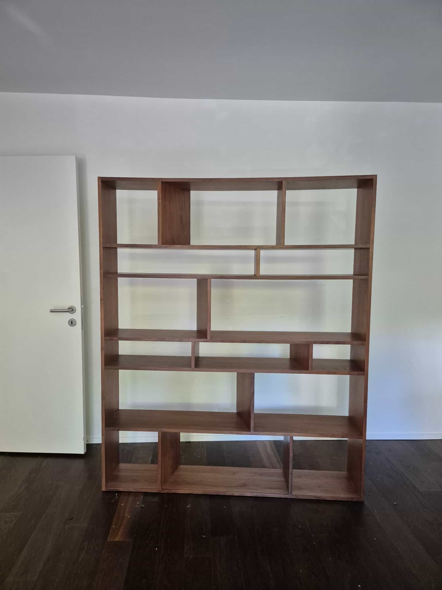 Raumteiler-Regal Holz, nussbaumfarben