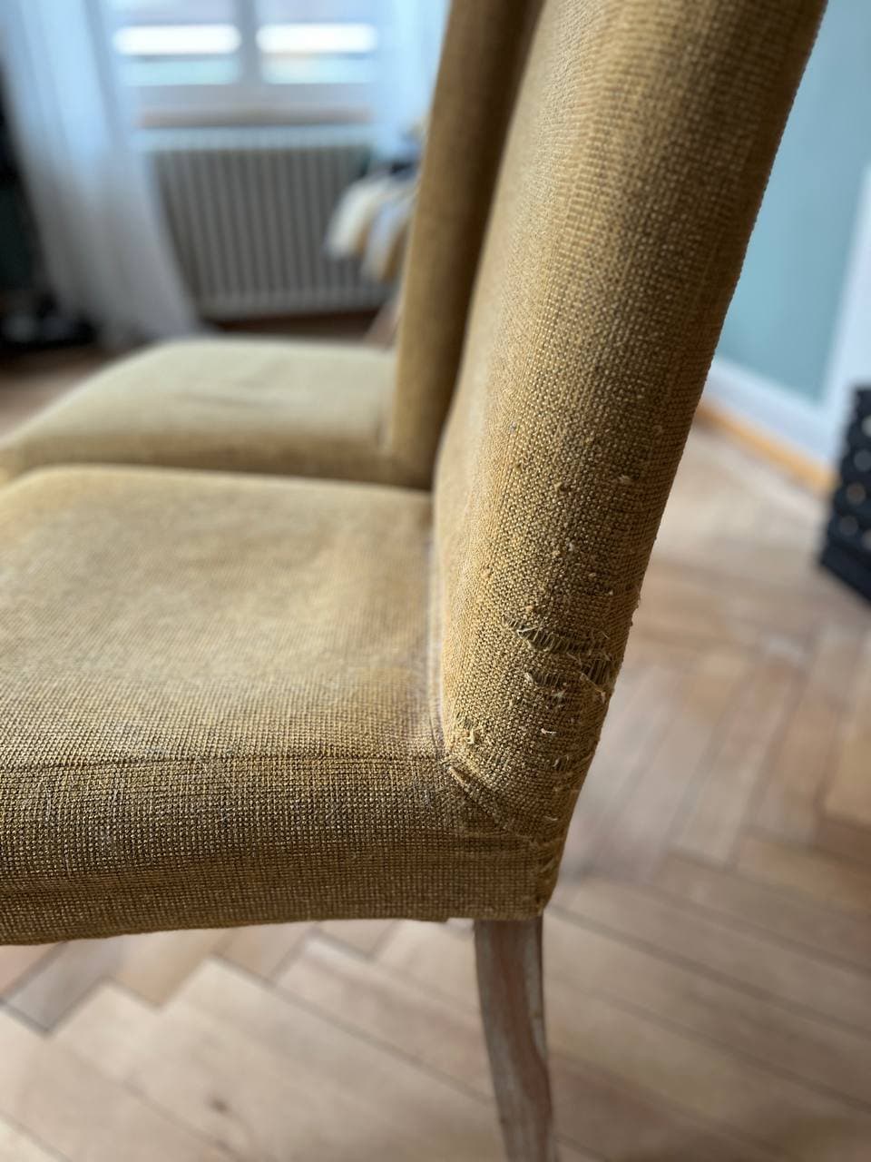 IVAR Schrank umgebaut + 2 Stühle gratis