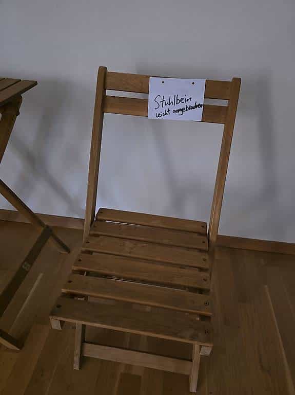 1 Tisch + 2 Stühle für Balkon oder Garten