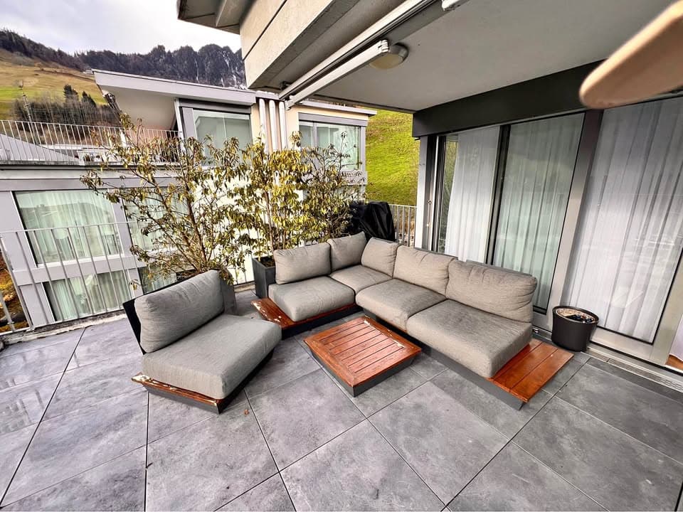 Suns Lounge gratis abzugeben