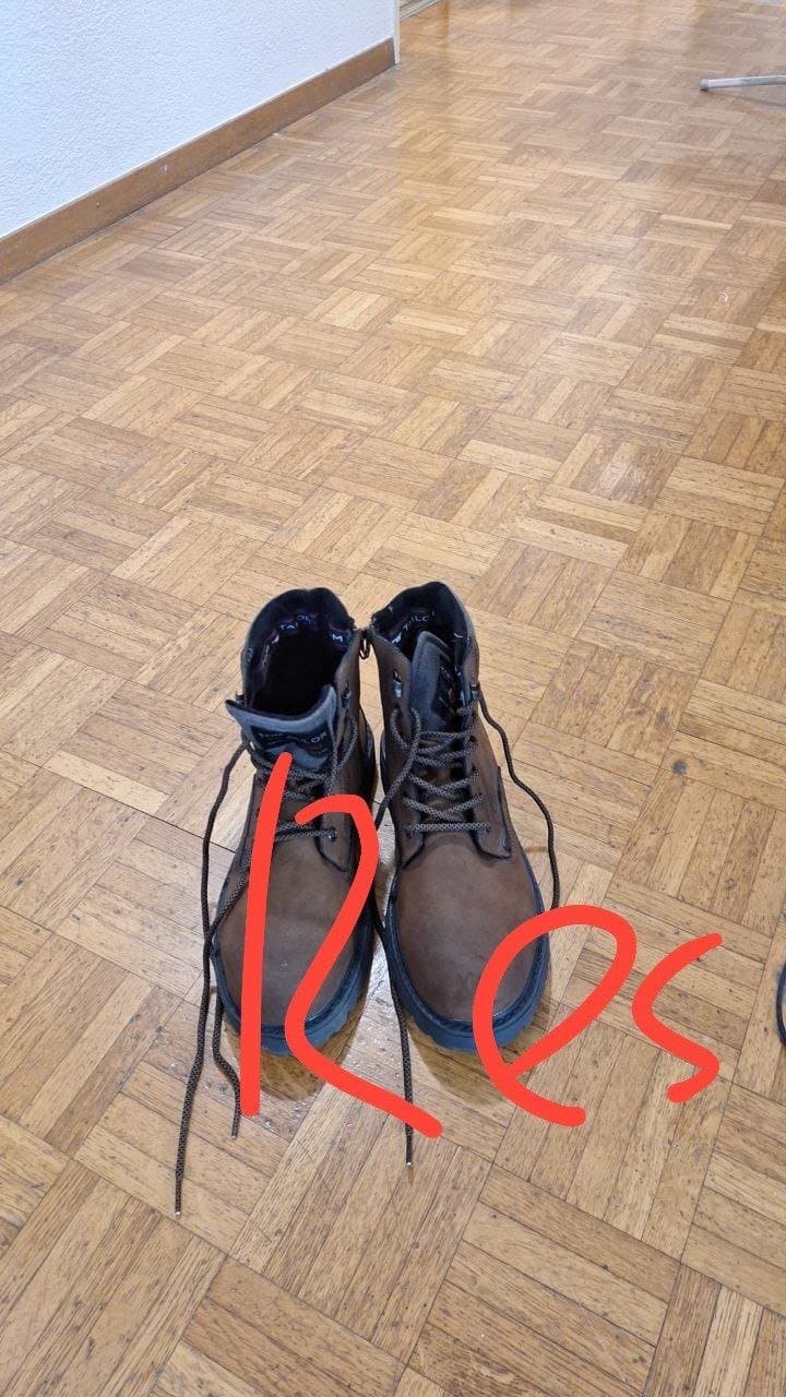 Stiefel Grösse 43, fast ungetragen