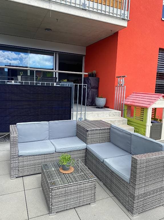 Salon de jardin gris