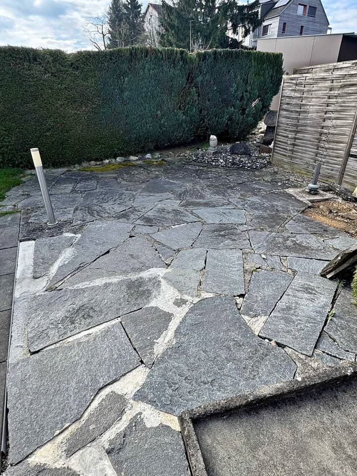 Natursteinplatten aus Granit Gratis zum Abholen