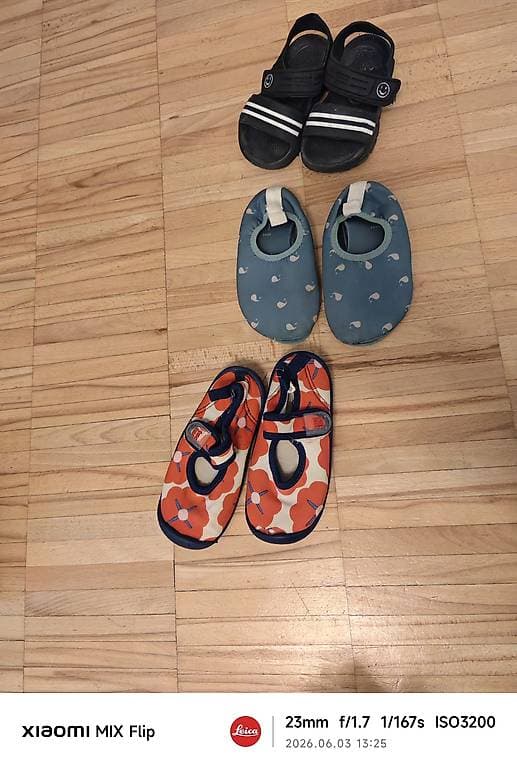 Badeschuhe Gr. 24