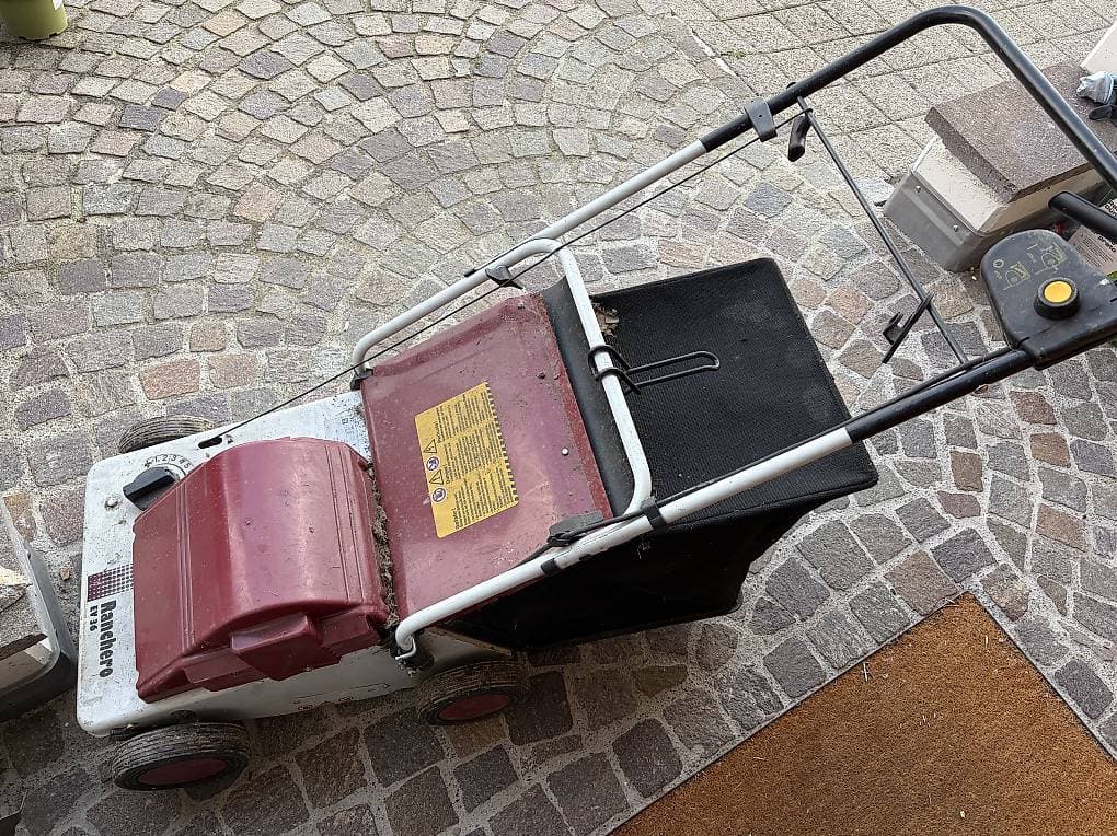 Ranchero EV 36 Vertikutierer, Rasenlüfter