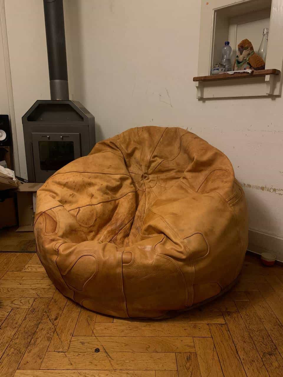 Grand pouf en cuir marron