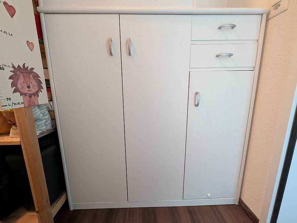 Aufbewahrungsmöbel