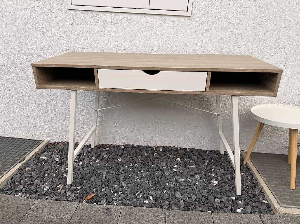 Fast wie neu: Jysk Schreibtisch
