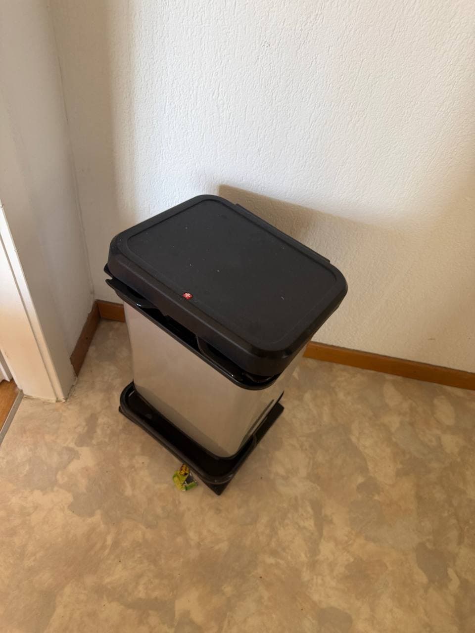 Möbel und Haushaltsartikel