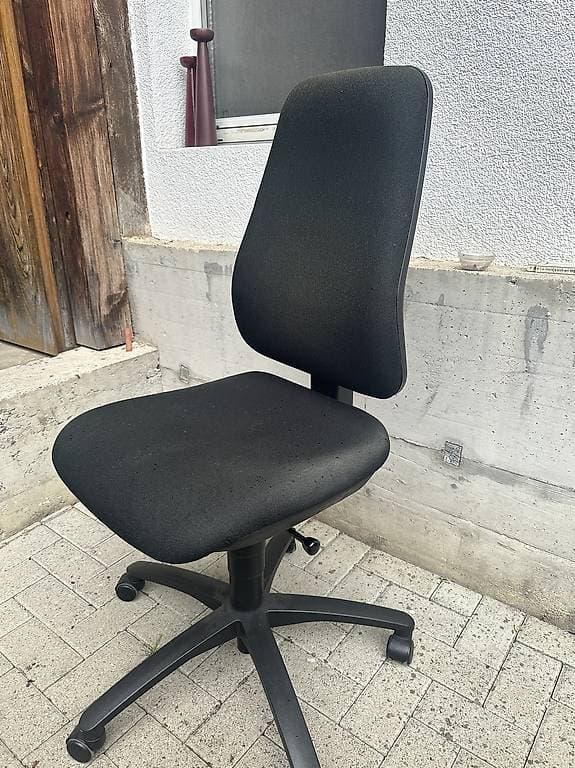 Bürostuhl gratis abzugeben
