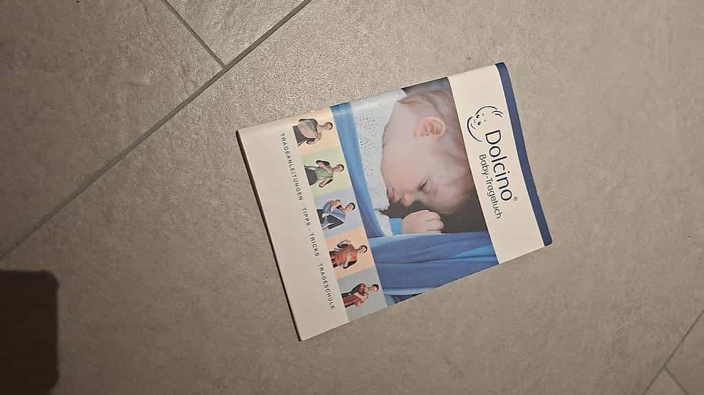 Buch über verschiedene Tragevarianten