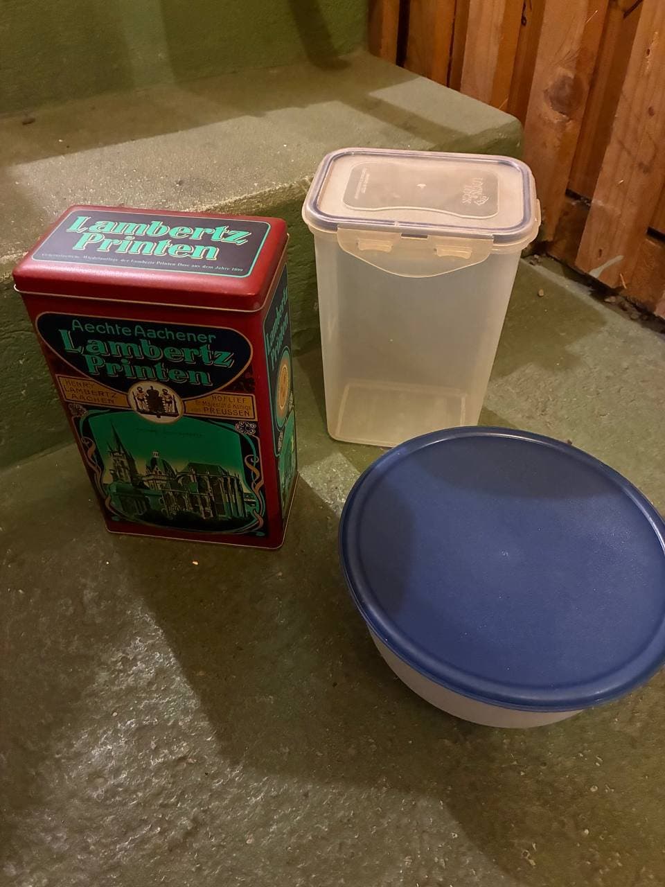 Kochgeschirr und Küchenutensilien