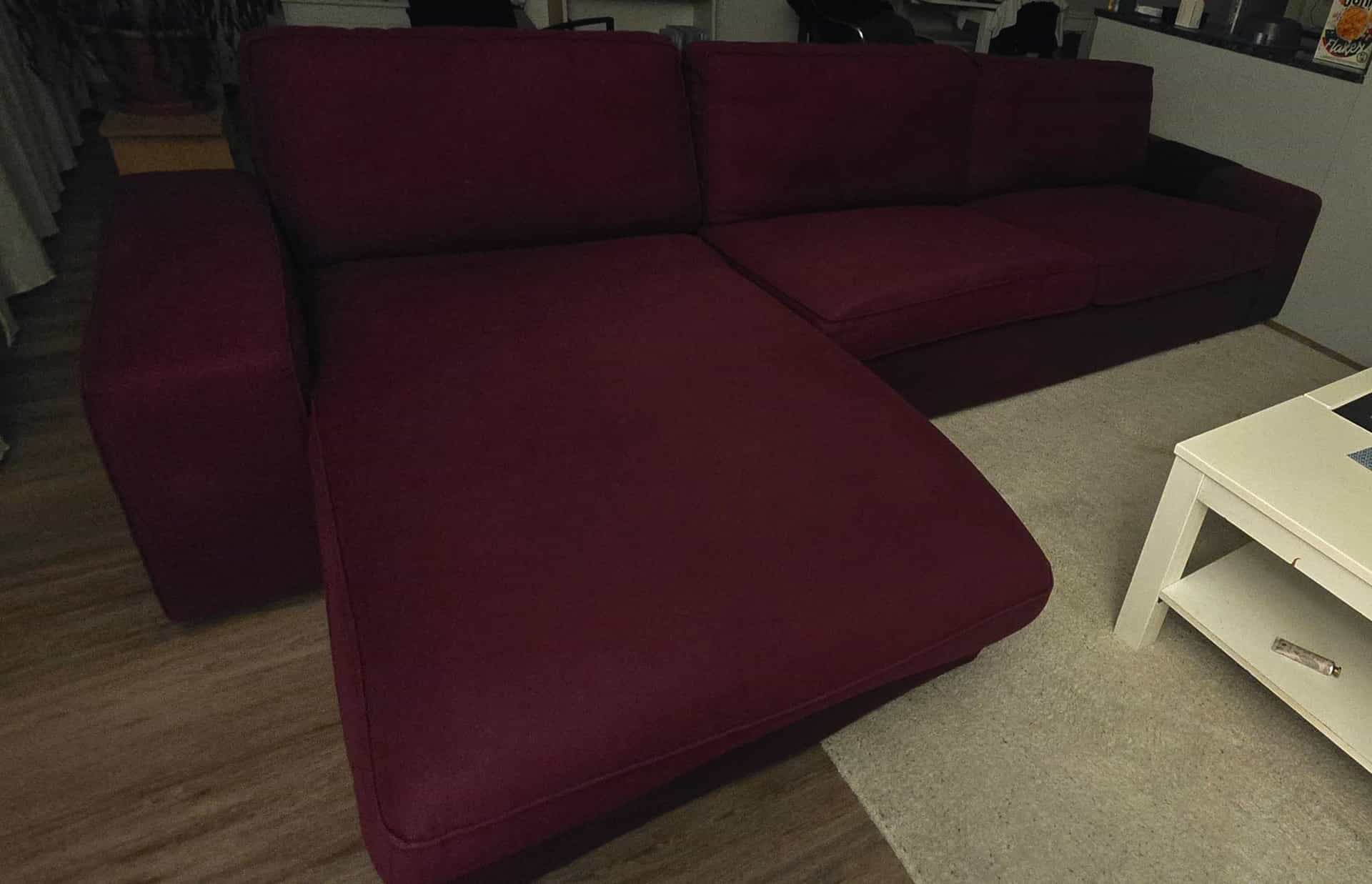 IKEA Kivik Sofa mit Récamiere, bordeauxrot