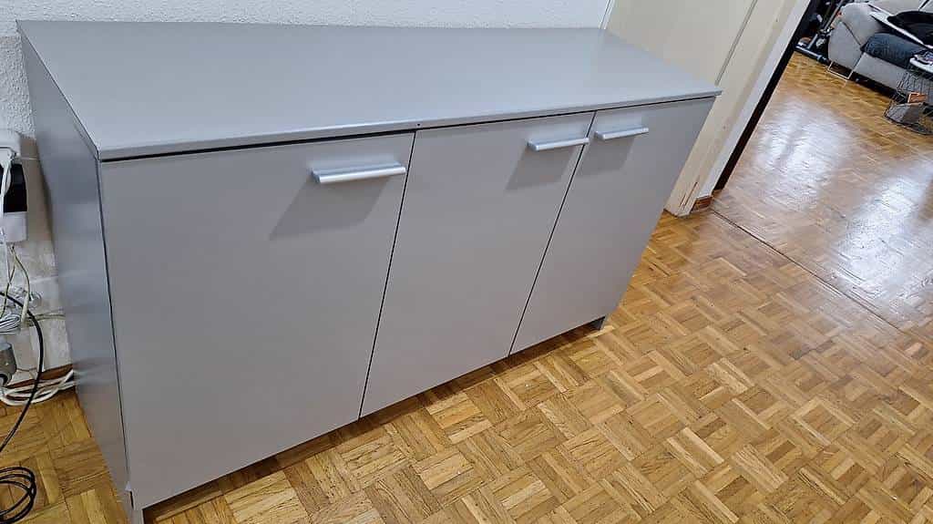 a donner commode