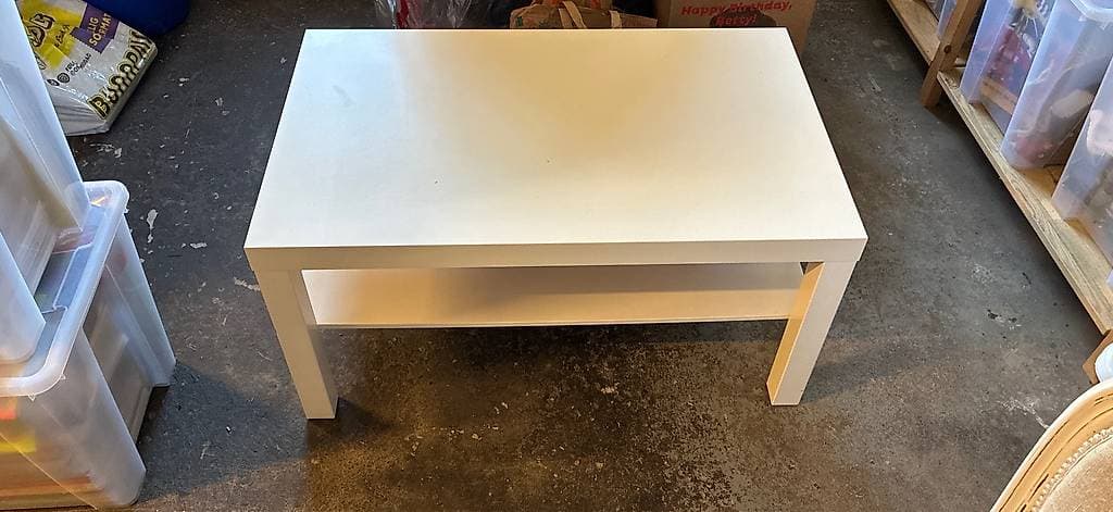 Couchtisch zu verschenken