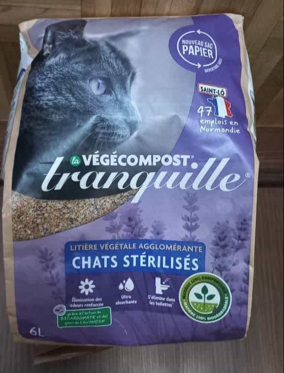 Demi sac de litière pour chat à donner