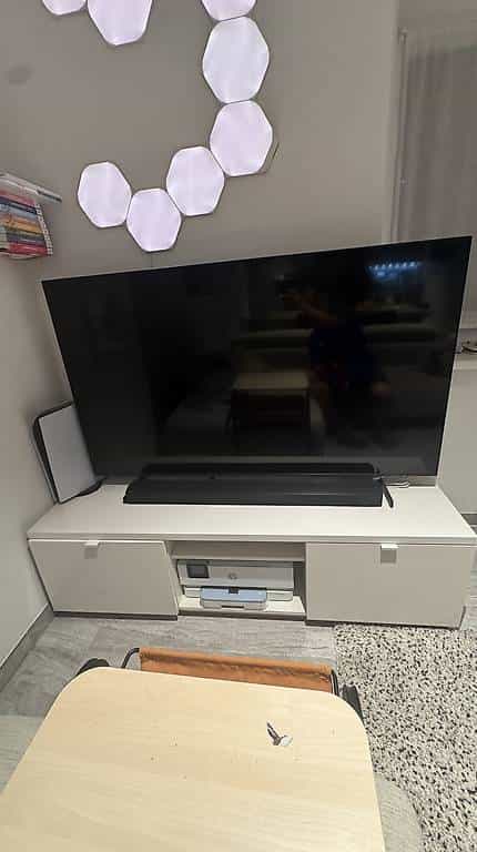Mobile tv Ikea byas