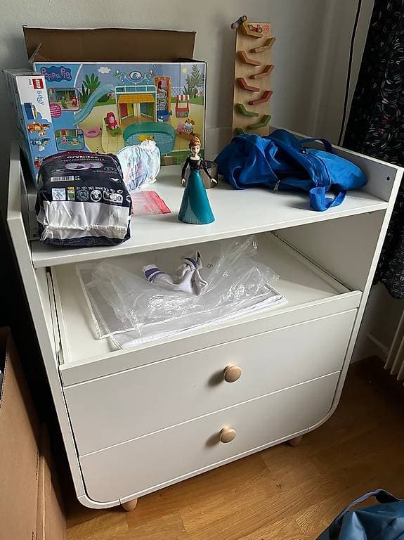 Wickelkommode Myllra (Ikea, weiss) in gutem Zustand
