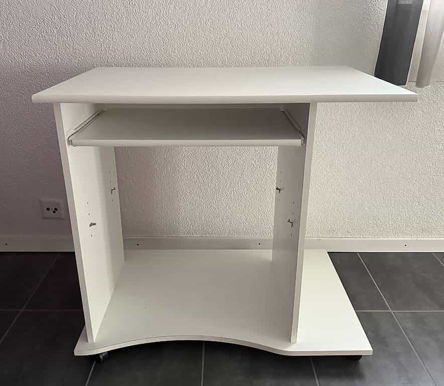 Bureau informatique blanc Très bon état