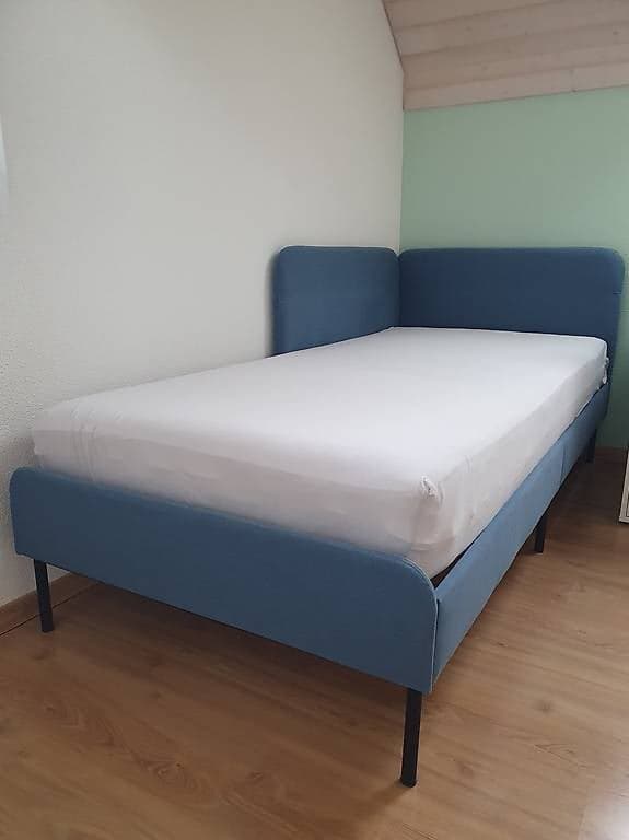 Bett 90x200 inkl. Matratze