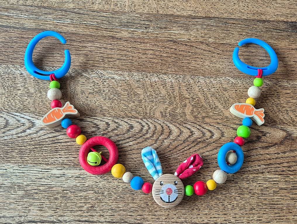 Spielkette für Kinderwagen oder Kindersitz